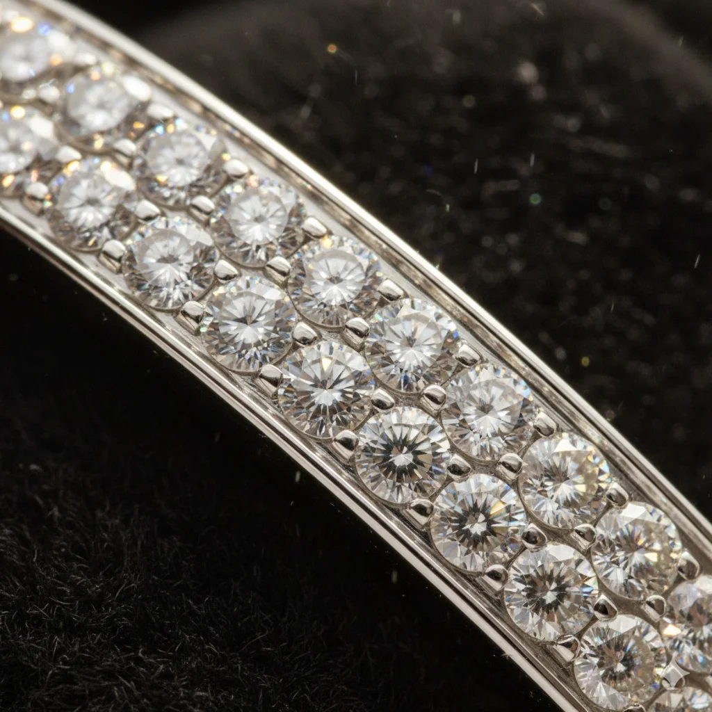 Годинник з діамантами